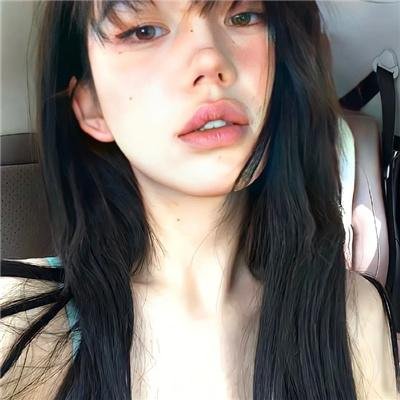赤裸朱丽叶